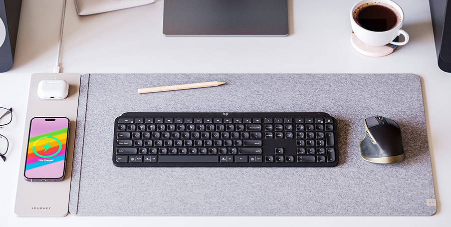 Which Desk Mat Is Right For Your Desk Setup? (Wool vs Leather vs